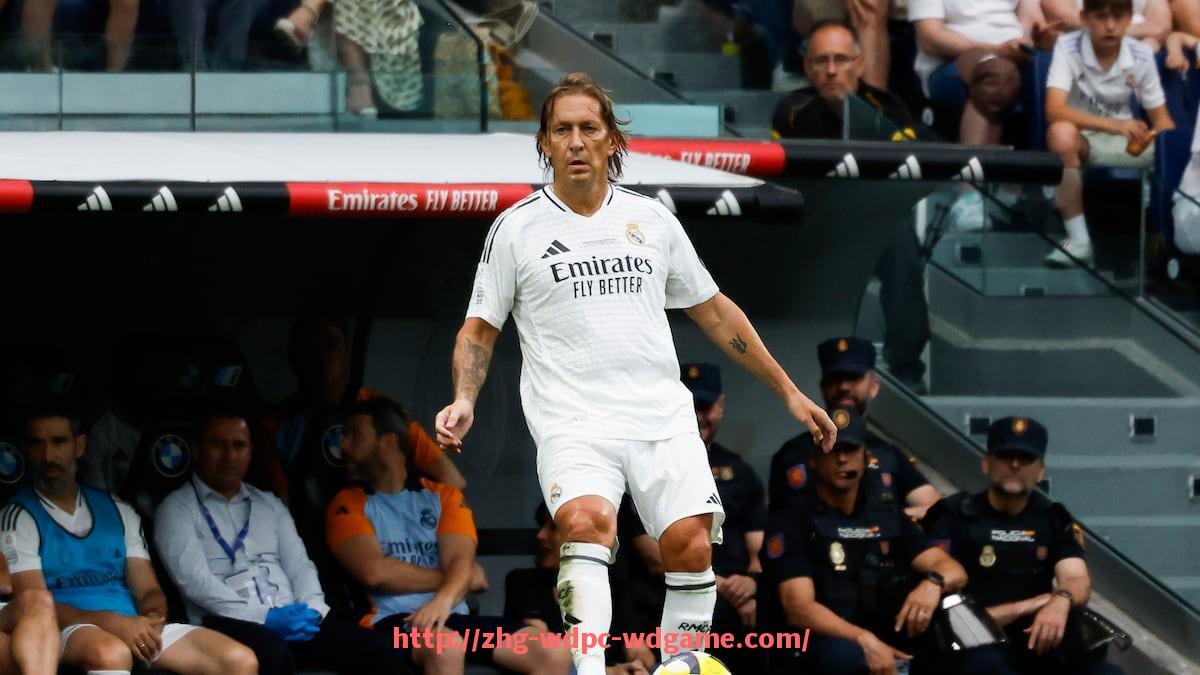 问鼎娱乐官方网站-英超球队每年支出：分析英超各球队年度支出的构成与策略